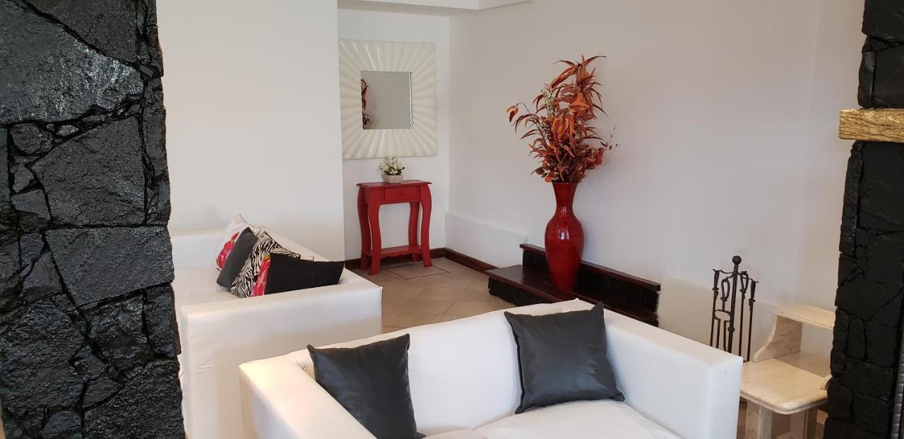 ולריה דל מר Andorra Apart Hotel מראה חיצוני תמונה
